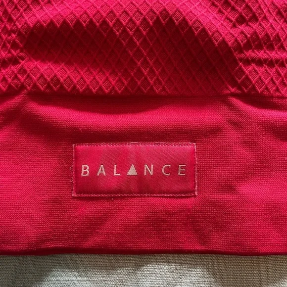 Balance Athletica Energy Bra - Picture 3 of 4